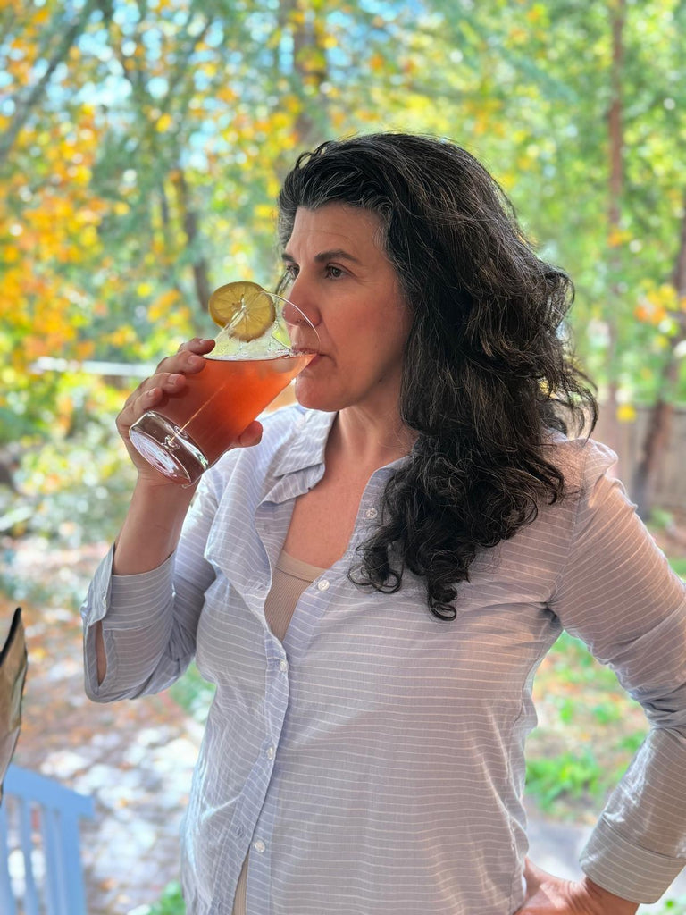 The Science and Art of a Menopause-Supporting Lemonade Supplement